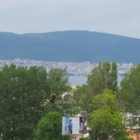 Beautiful Penthouse דירה *